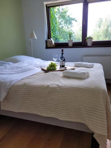 Appartement 4 Pory Roku à Łomianki Extérieur photo